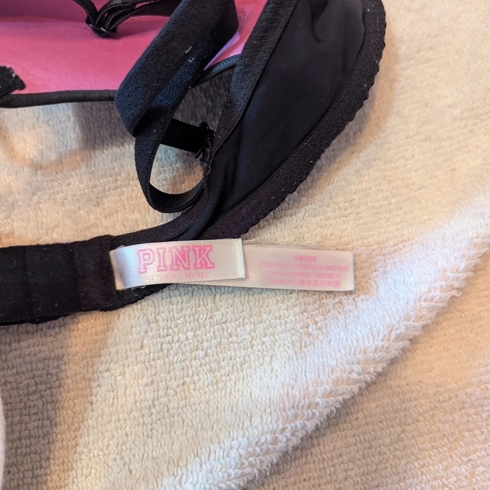 SOLD! Victoria's Secret Black and Cream Bra Duo - Picture 5 of 5